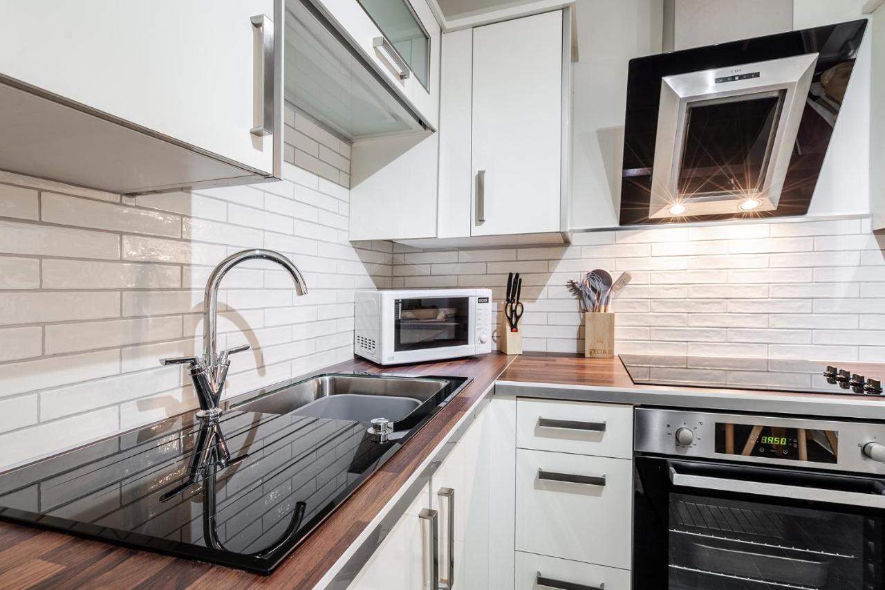 Wrea Cottage, 2 Bedrooms Wifi & Parking Near Ribby Hall Wrea Green Exteriör bild