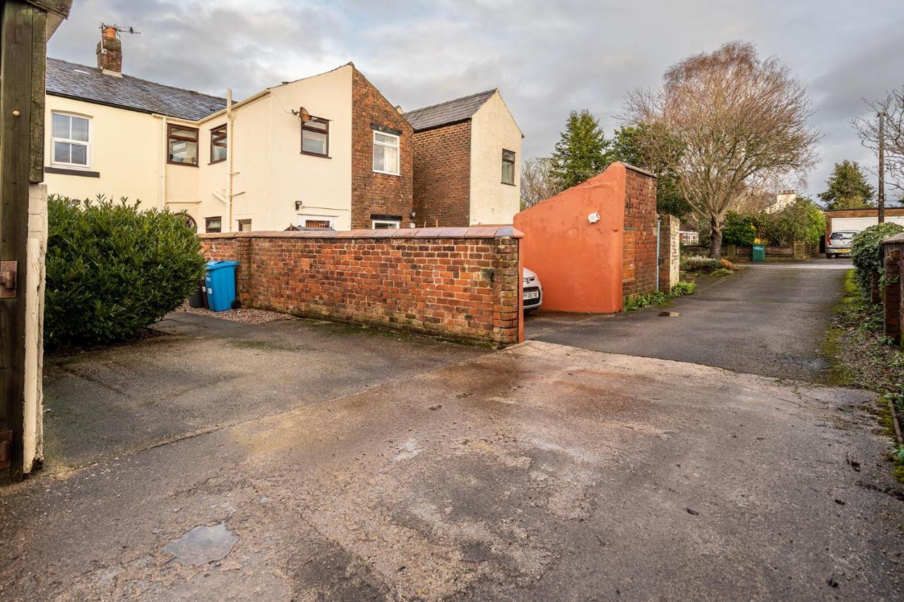 Wrea Cottage, 2 Bedrooms Wifi & Parking Near Ribby Hall Wrea Green Exteriör bild