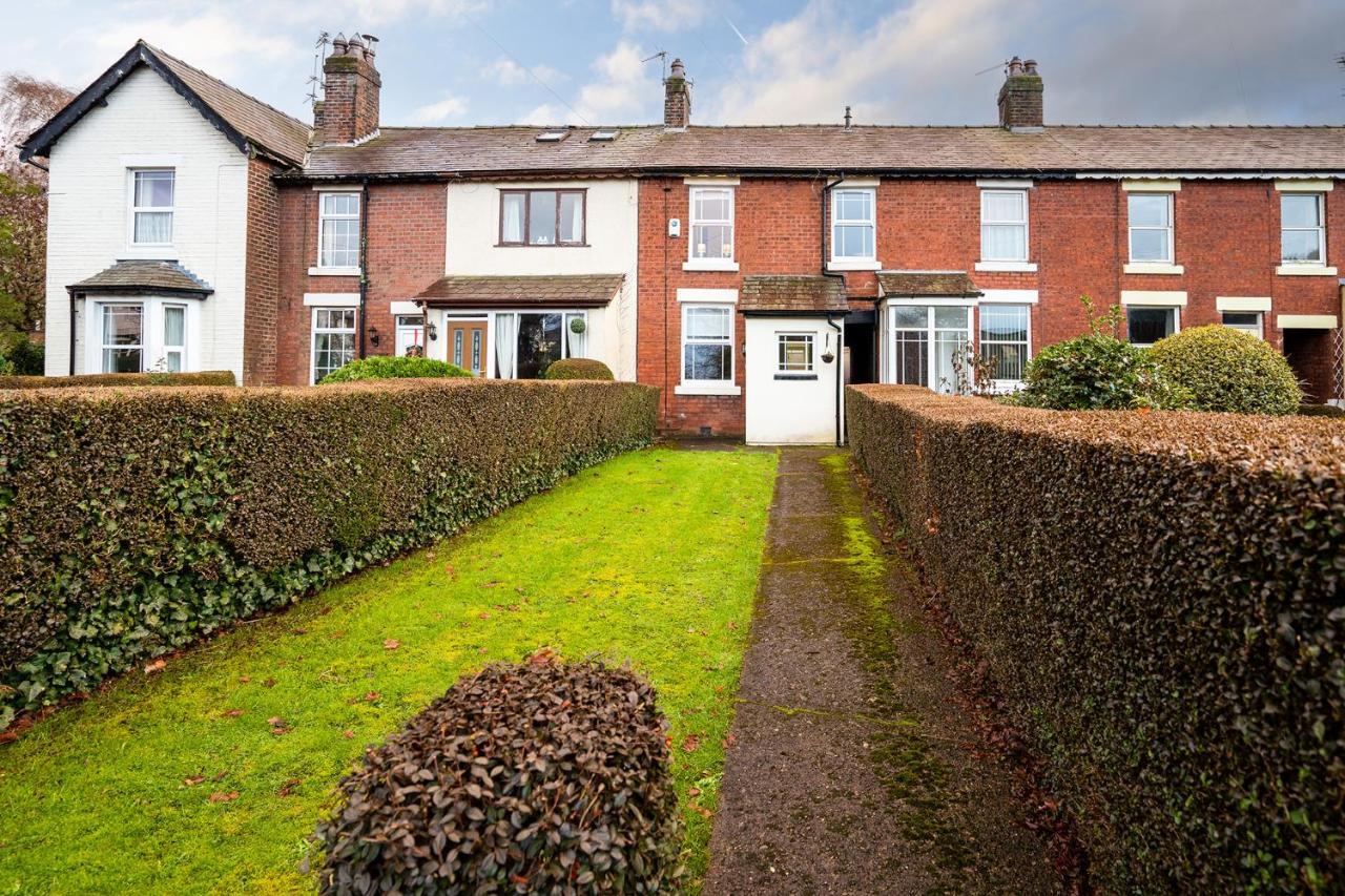 Wrea Cottage, 2 Bedrooms Wifi & Parking Near Ribby Hall Wrea Green Exteriör bild